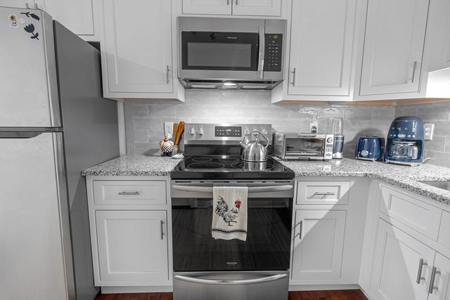 12 Candlewood Ln 1-7, Dennis, MA 02639