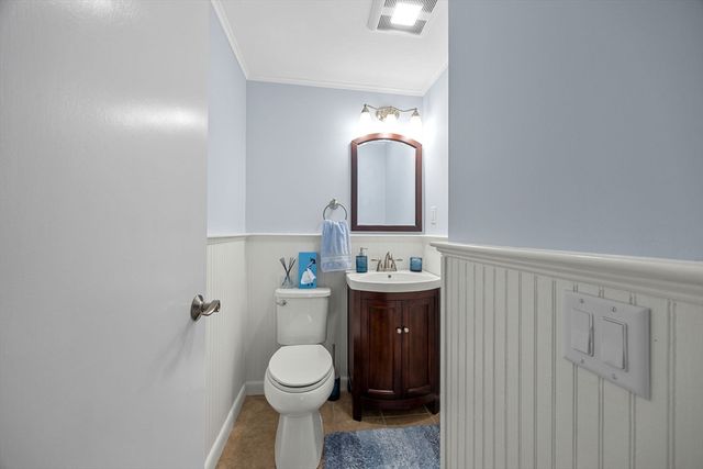 12 Candlewood Ln 1-7, Dennis, MA 02639