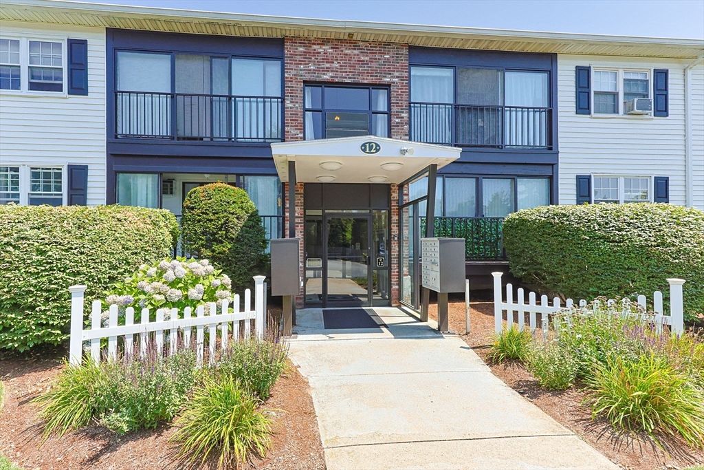 12 Candlewood Ln 1-7, Dennis, MA 02639