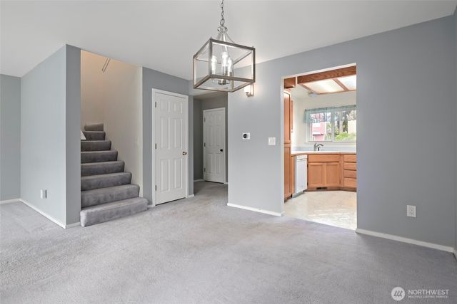 1250 SW Heller Street #B2, Oak Harbor, WA 98277
