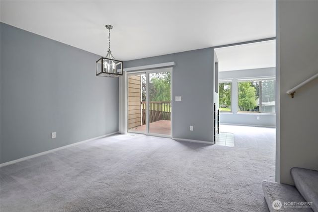 1250 SW Heller Street #B2, Oak Harbor, WA 98277