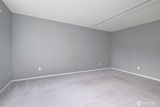 1250 SW Heller Street #B2, Oak Harbor, WA 98277