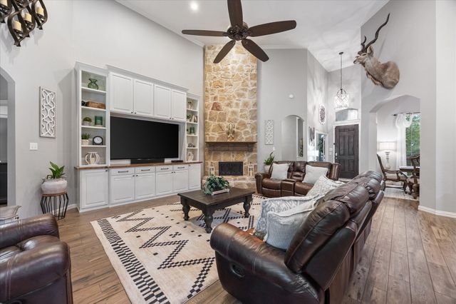 18 Dancing Waters, Mclendon Chisholm, TX 75032