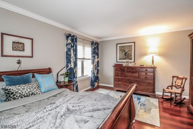 11 Borelle Sq, Sayreville Boro, NJ 08859