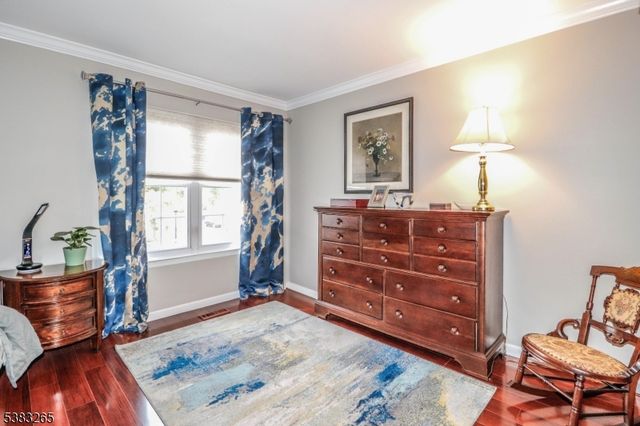 11 Borelle Sq, Sayreville Boro, NJ 08859