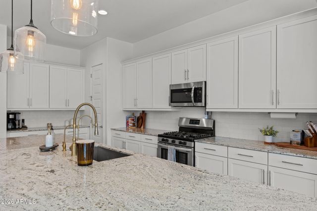 18951 W SHAW BUTTE Drive, Surprise, AZ 85388