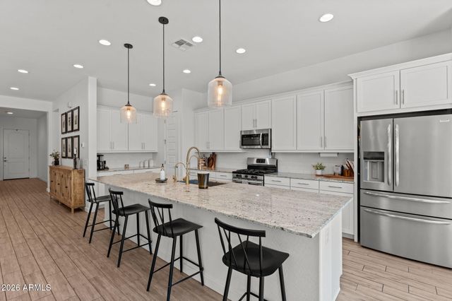 18951 W SHAW BUTTE Drive, Surprise, AZ 85388