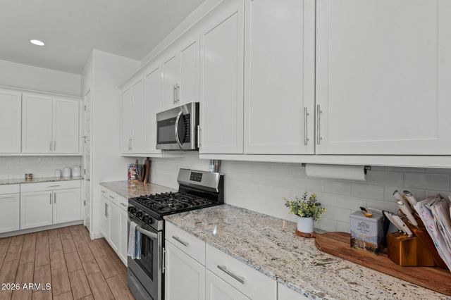 18951 W SHAW BUTTE Drive, Surprise, AZ 85388