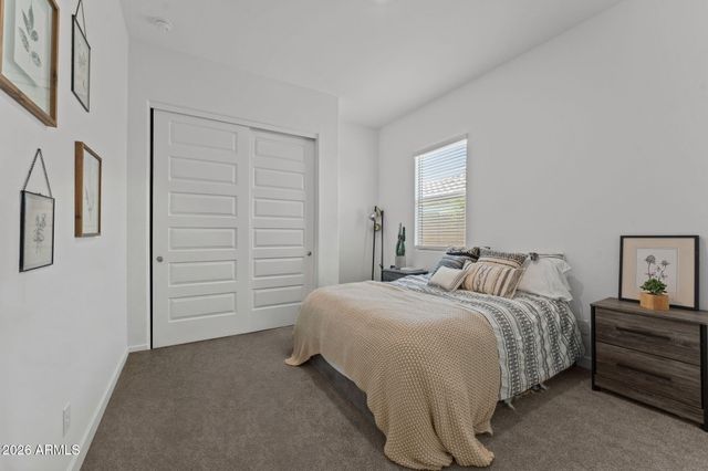 18951 W SHAW BUTTE Drive, Surprise, AZ 85388