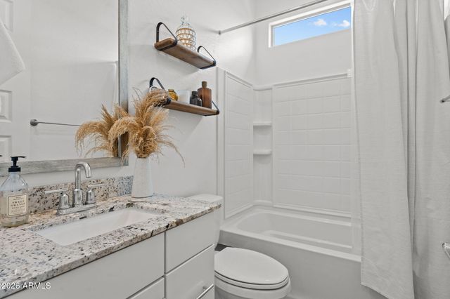 18951 W SHAW BUTTE Drive, Surprise, AZ 85388