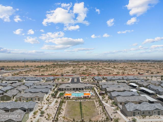 18951 W SHAW BUTTE Drive, Surprise, AZ 85388