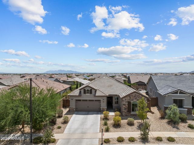 18951 W SHAW BUTTE Drive, Surprise, AZ 85388