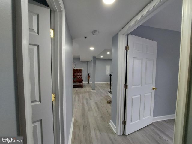 8904 BALLARD LN, Clinton, MD 20735