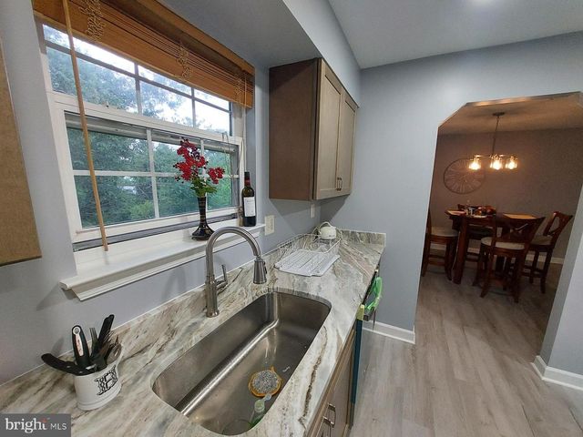 8904 BALLARD LN, Clinton, MD 20735