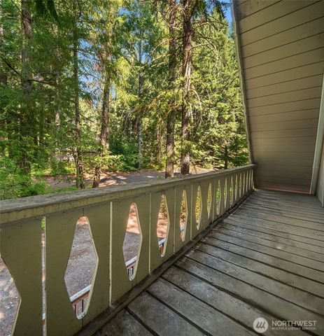 131 Timberline Drive W, Packwood, WA 98361