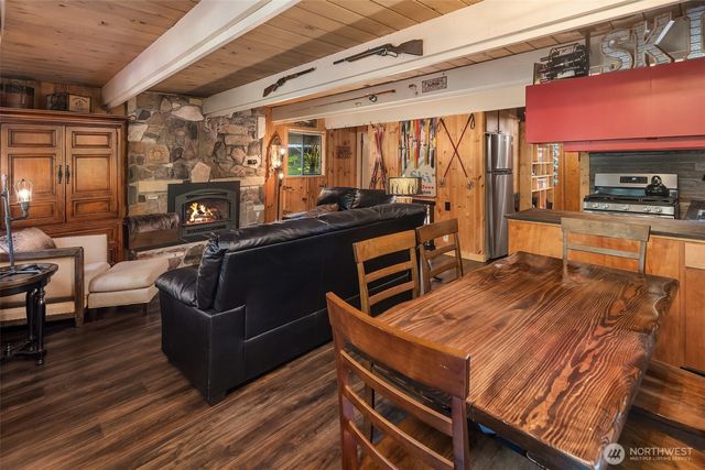 131 Timberline Drive W, Packwood, WA 98361