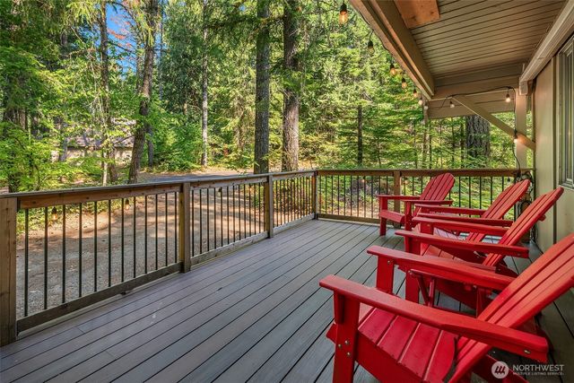 131 Timberline Drive W, Packwood, WA 98361