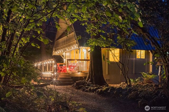 131 Timberline Drive W, Packwood, WA 98361