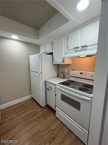 3704 Broadway 100, Fort Myers, FL 33901