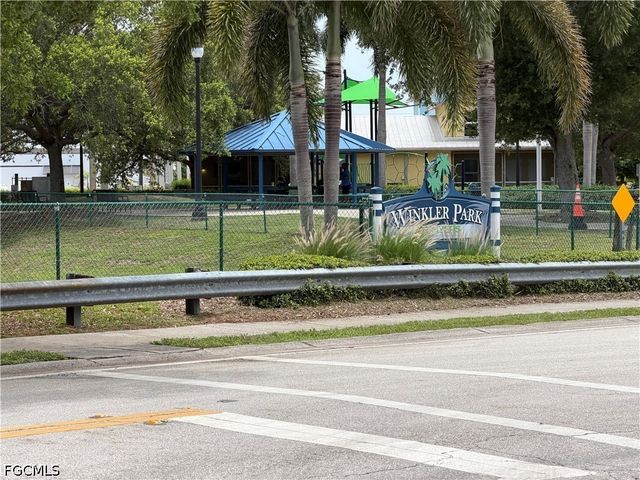 3704 Broadway 100, Fort Myers, FL 33901