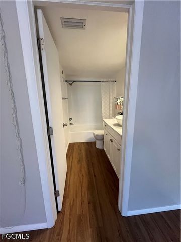 3704 Broadway 100, Fort Myers, FL 33901