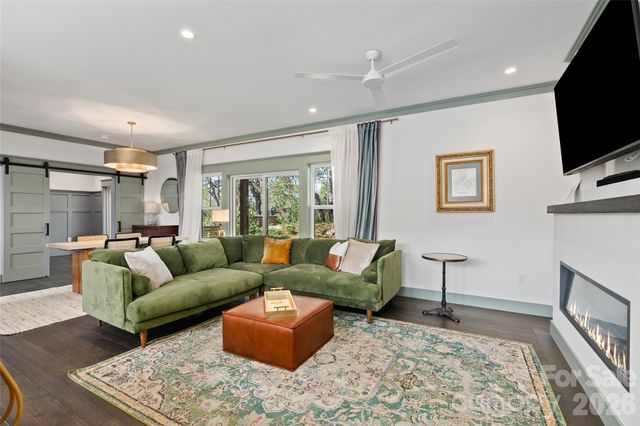 55 Acona Lane, Asheville, NC 28803