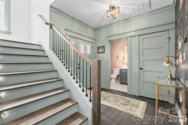 55 Acona Lane, Asheville, NC 28803