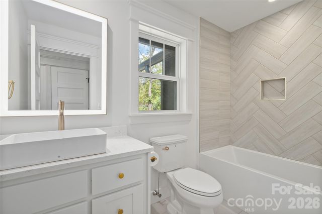 55 Acona Lane, Asheville, NC 28803