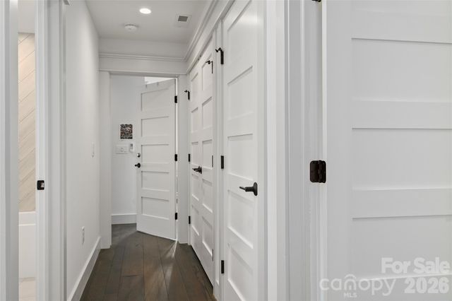 55 Acona Lane, Asheville, NC 28803