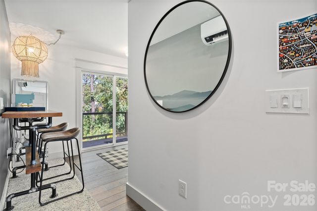 55 Acona Lane, Asheville, NC 28803