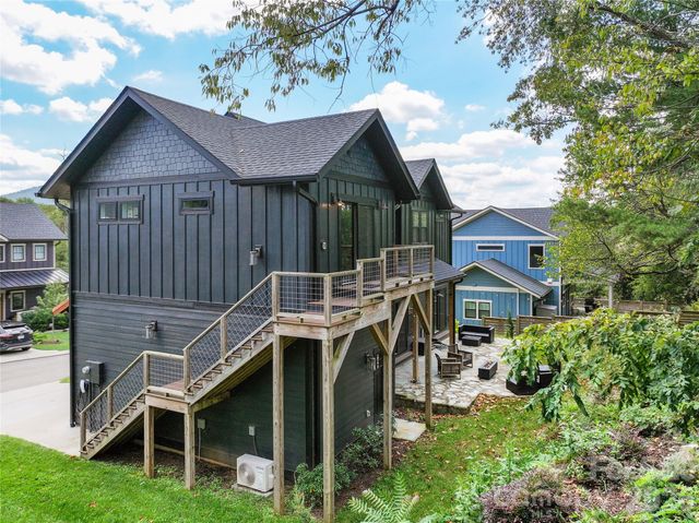 55 Acona Lane, Asheville, NC 28803