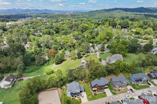 55 Acona Lane, Asheville, NC 28803