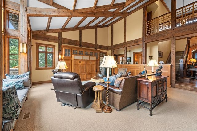 607 Fair Winds Court, Hempfield Twp, PA 15601