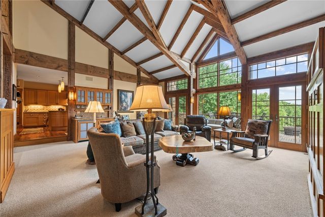 607 Fair Winds Court, Hempfield Twp, PA 15601