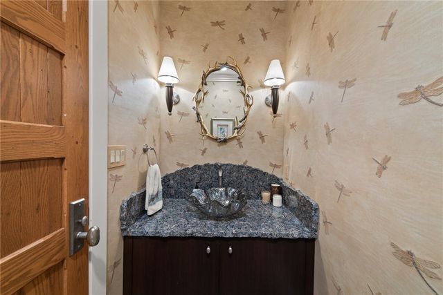 607 Fair Winds Court, Hempfield Twp, PA 15601