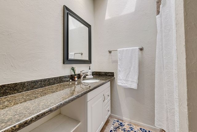 3906 Buena Vista Street 18, Dallas, TX 75204