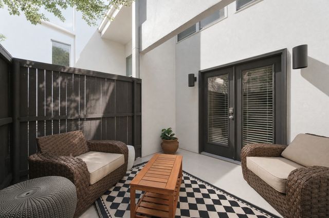 3906 Buena Vista Street 18, Dallas, TX 75204