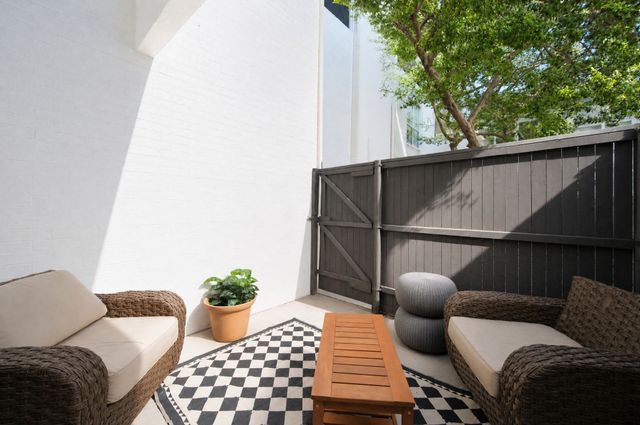 3906 Buena Vista Street 18, Dallas, TX 75204