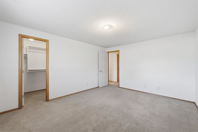 850 S Zelta Ct., Wichita, KS 67207