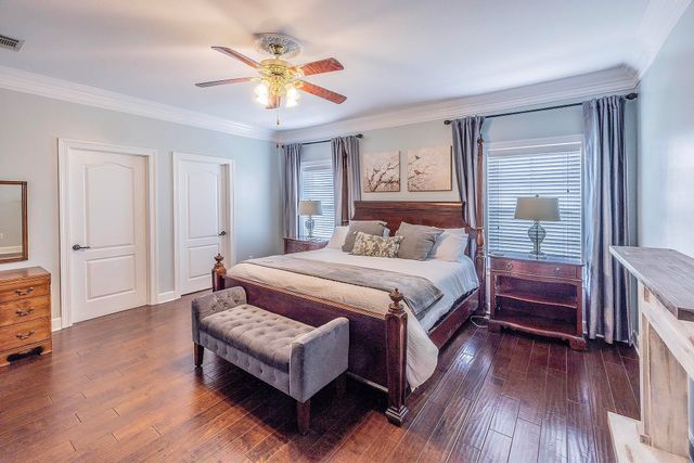 214 Lake Decade Ct, Houma, LA 70360