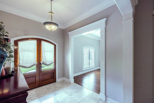 214 Lake Decade Ct, Houma, LA 70360