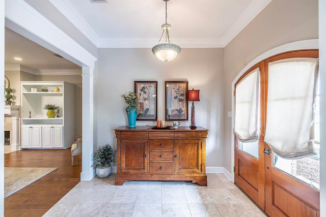 214 Lake Decade Ct, Houma, LA 70360