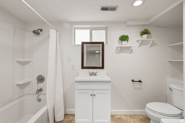 3830 S ORAM CIR, South Ogden, UT 84403