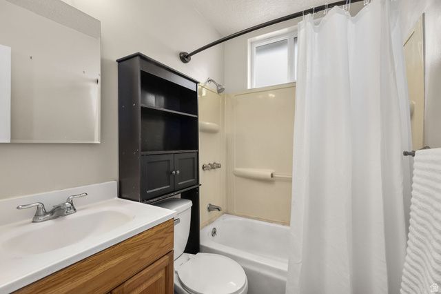 3830 S ORAM CIR, South Ogden, UT 84403