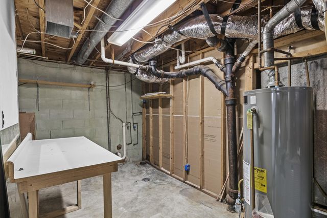 1228 Nice Drive, Lexington, KY 40504