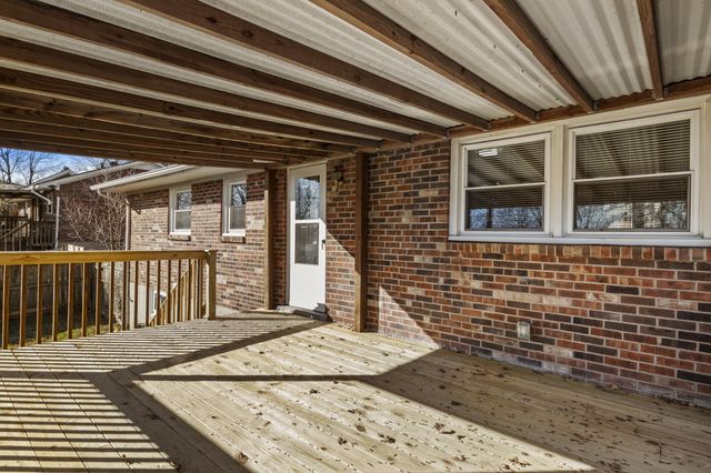 1228 Nice Drive, Lexington, KY 40504