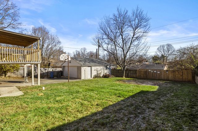 1228 Nice Drive, Lexington, KY 40504