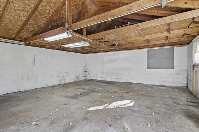 1228 Nice Drive, Lexington, KY 40504