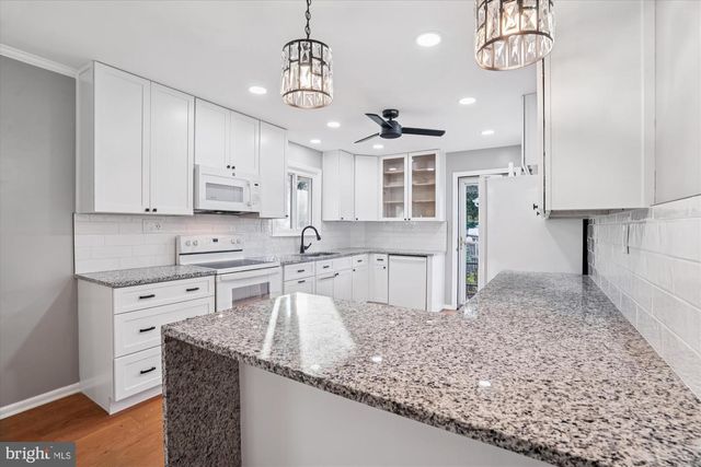 3021 CHAPEL VIEW DR, Beltsville, MD 20705