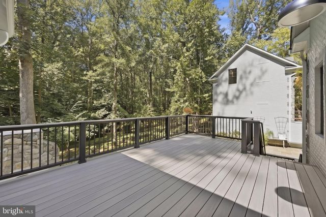 8210 KINGSGATE RD, Potomac, MD 20854